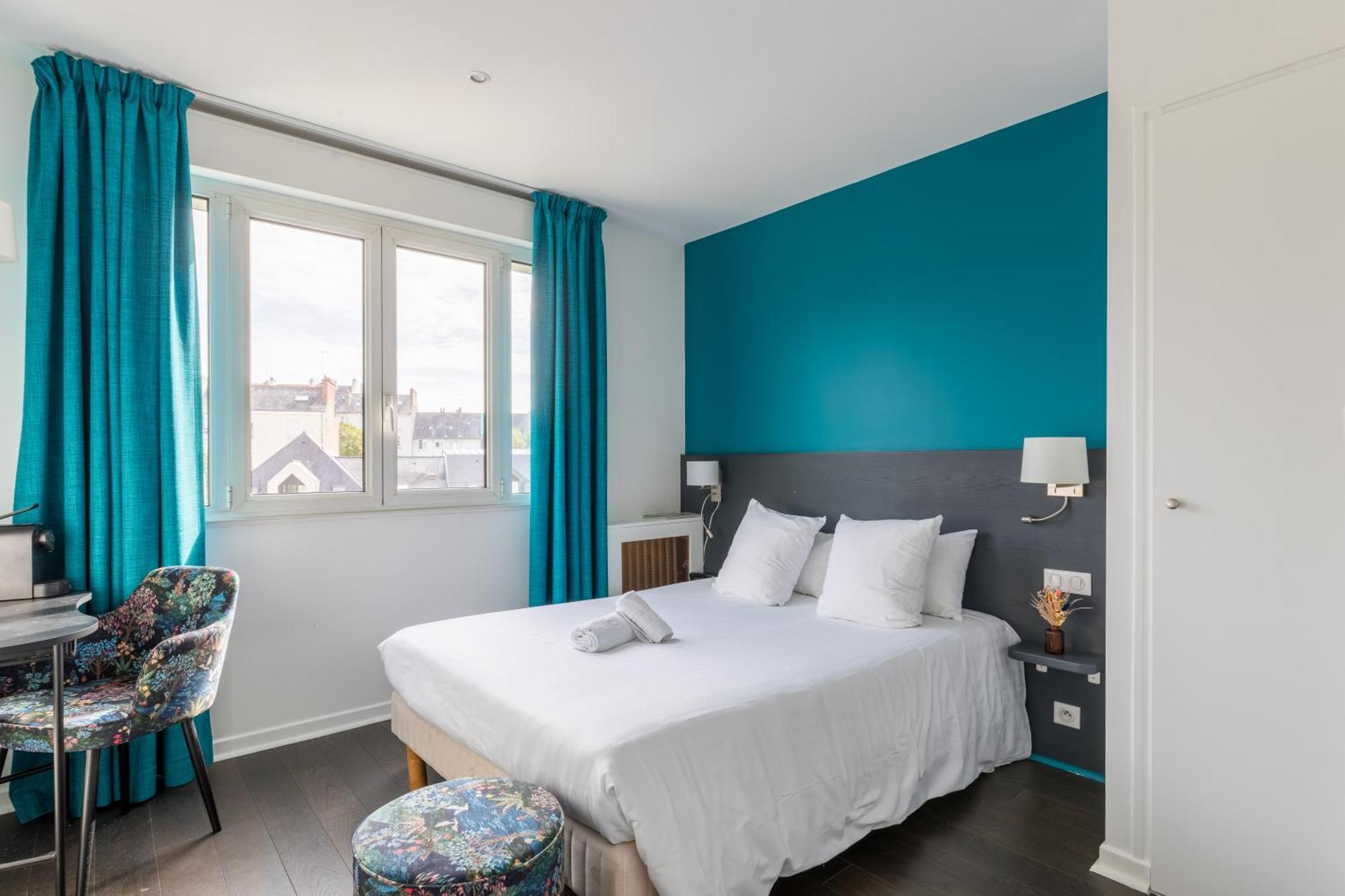 Hotel-Restaurant Le Victoria Rennes Eksteriør bilde